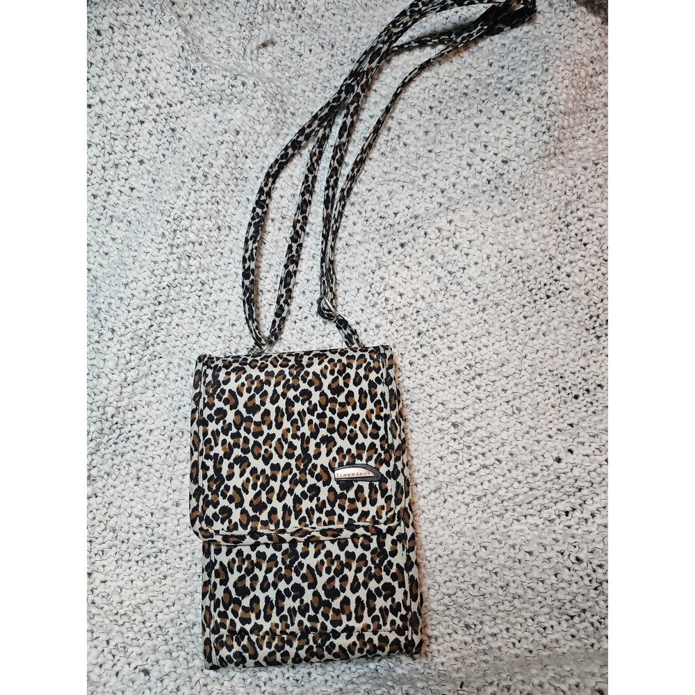 Travelon Leopard Print Crossbody Wallet Travel Bag Animal Print Pouch Red Lining